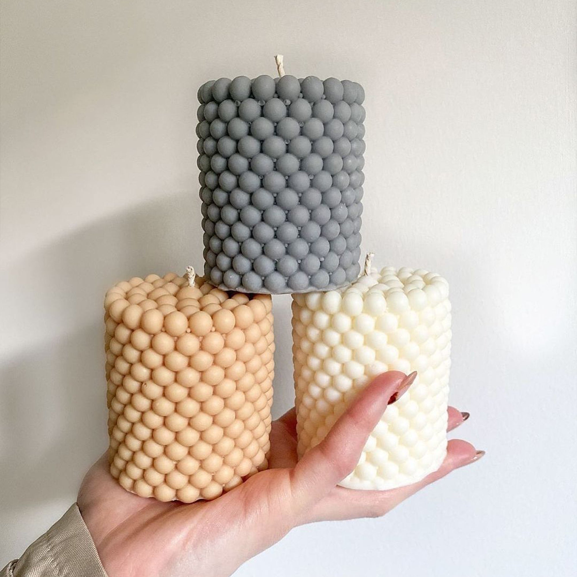 Pillar pearl candle