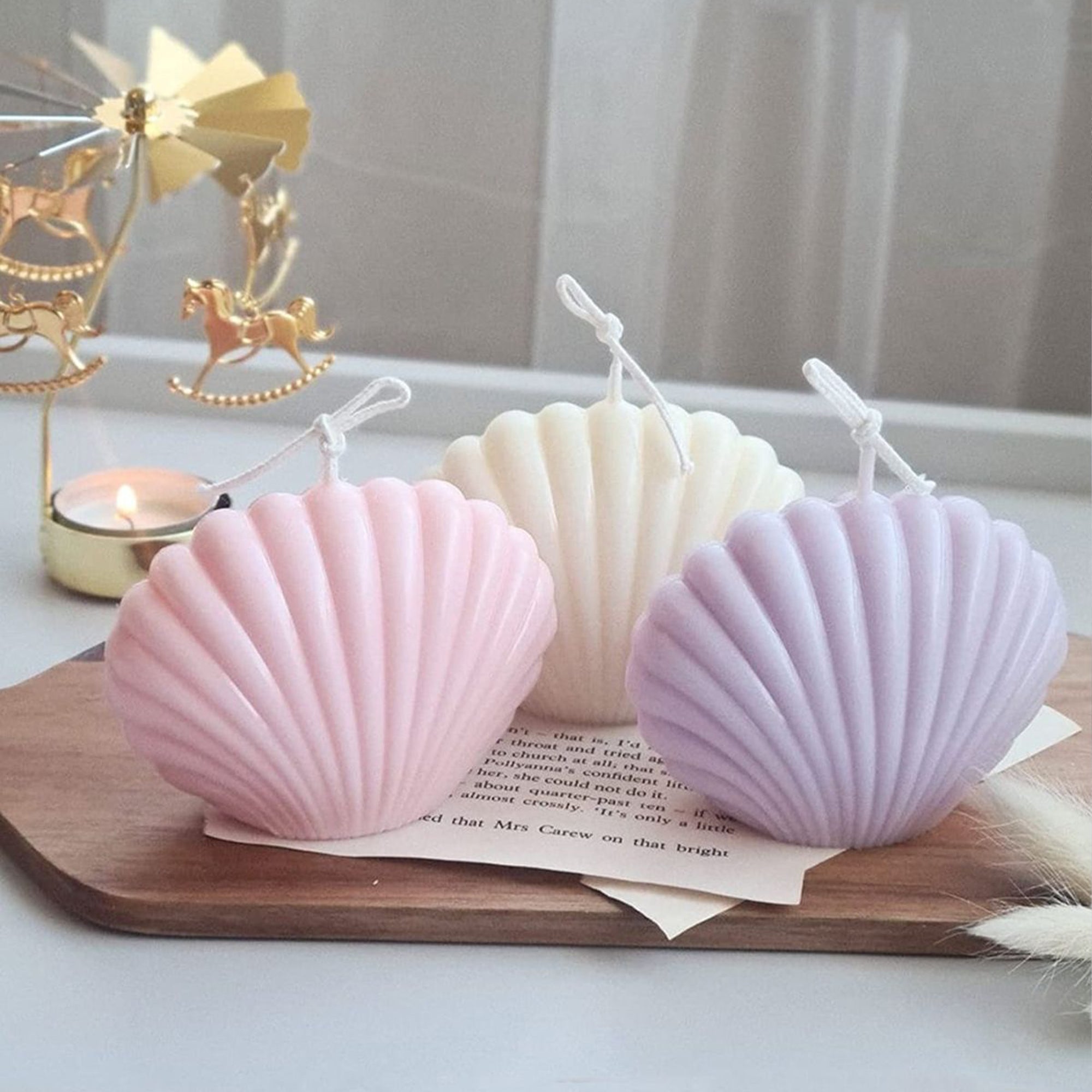 Sea shell candle