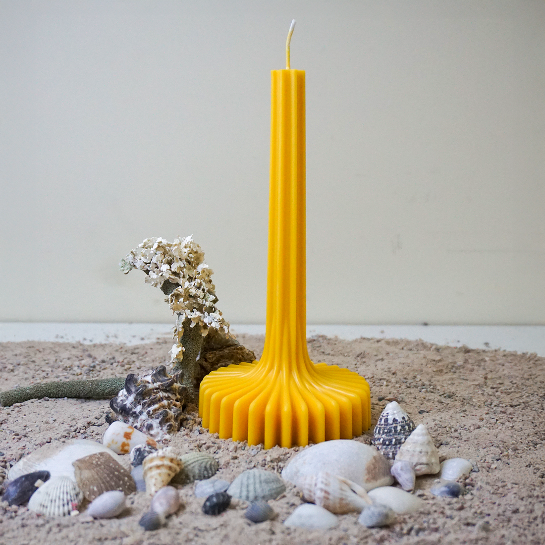 A Simple Ritual for Your D’dragn Candle